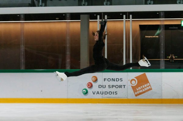 Comment améliorer la coordination en danse sur glace en duo ?