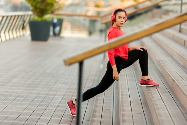 Quels sont les meilleurs exercices pour améliorer l'endurance musculaire sans équipement ?