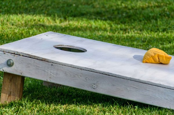 Cornhole : comprendre l'origine et l'histoire de ce jeu